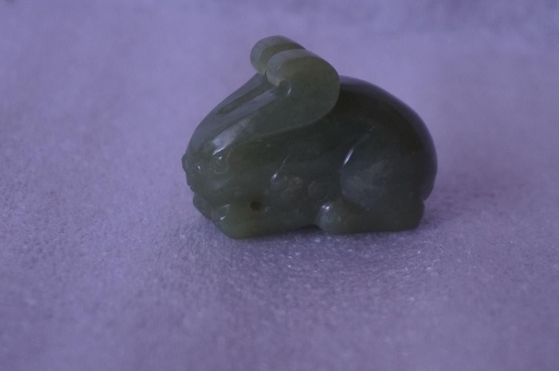 Antique Chinese Jade carving, beast rabbit, Quing Dynasty art