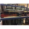 Image 2 : SHELF OF GRASS HOCKEY STICKS & BATS AND ASSORTED SKIIS