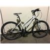 Image 1 : WHITE TREK 21-SPEED FRONT SUSPENSION MOUNTAIN BIKE