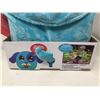 Image 2 : Lunch Pets Plush Lunch Box-blue