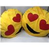 Image 1 : Plush Emoji Pillows (2)