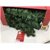 Image 1 : 20ft Pre-Lit Noble Fir Garland