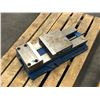 Image 1 : KURT 8" ANGLOCK VISE