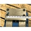 Image 5 : KURT 8" ANGLOCK VISE