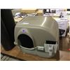 Image 1 : Omega Paw Cat Litter Box