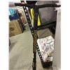 Image 2 : Mongoose Scooter