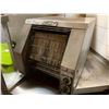 Image 2 : Hatco Commercial Toaster