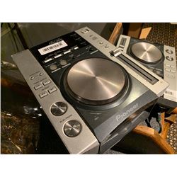 Pioneer CDJ 200 DJ CD Mixer