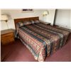 Image 11 : Motel Guest Room number: 17 includes as pictured: armoire dresser, desk with chair, luggage bench, W