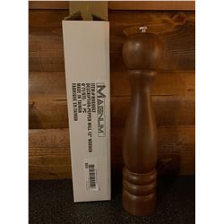 NEW magnum pepper mill