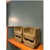 Image 1 : Lot of 4 booster seats