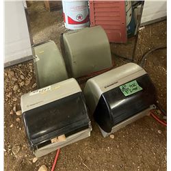 Large Mirror/ 2 Paper Towel Dispensers
