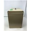 Image 2 : LOCKING SMALL FILE CABINET