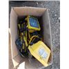 Image 1 : BOX OF FLOOD LIGHTS + STAND PARTS
