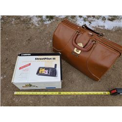 GARMIN GPS & BRIEFCASE