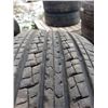 Image 2 : 2 Kumho 255/65/17 & 2 Goodyear Assurance 255/65/17 Tires