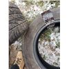 Image 4 : 2 Kumho 255/65/17 & 2 Goodyear Assurance 255/65/17 Tires