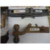 Image 1 : DOUBLE 1 7/8" HITCH + JACK