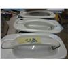 Image 2 : 3 G.M SEIRRA DOOR HANDLES, OLD CHRYSLER RADIO