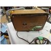 Image 4 : RCA VICTOR WOODEN ELECTRIC RADIO