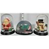 Image 2 : Lot of 8 Xmas Plastic Water Globes, Vintage Decorations, plus 3 Ceramic Xmas Glass Water Globes