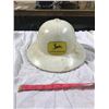 Image 1 : 1 John Deere White Hard Hat