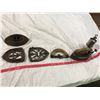 Image 2 : 2 iron trivets + 1 kerosene iron + 1 iron and handle
