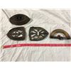 Image 4 : 2 iron trivets + 1 kerosene iron + 1 iron and handle