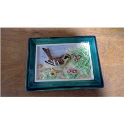 SMALL ALL GLASS GREEN BORDER RAISED BIRD PICTURE (JAPAN)