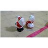 Image 2 : KISSING SANTA AND MRS. SANTA SALT AND PEPPER SHAKERS