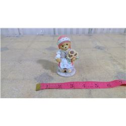 SMALL NADIA WITH SUNFLOWERS ORNAMENT