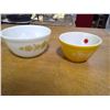 Image 2 : Vintage Pyrex Butterfly Set Mixing Bowls
