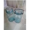 Image 2 : 2 PERFECT SEAL MADE IN CANADA WIDE MOUTH ADJUSTABLE JARS