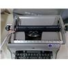 Image 5 : UNITED MACHINES GRAY TYPEWITER WITH COVER