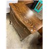Image 2 : Oak Washstand 1/4 cut Oak - Serpentine Front