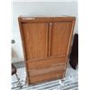 Image 1 : Bedroom Hutch 31" X 16" X 53"