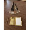 Image 3 : Calculator & Boat Ornament