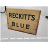 Image 3 : 1930 'reckitts bag blue' wooden box Montreal 4" X 5.5" X 9.5"