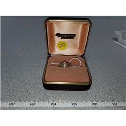 N.O.S. 14 kt yellow gold, multi-colored sapphire gemstone and diamond ring