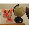 Image 1 : VINTAGE TOY GLOBE AND PINK PANTHER SOUND WORKS