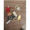 Image 6 : Metal Box & Lot Keychains