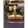 Image 1 : Christmas Basket With Tiny House Inside
