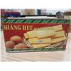 Image 9 : 3 Vintage Tins -Danish Cookies  - Shang Hee