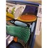 Image 2 : TRAY OF PET GROOMING ITEMS, BRUSHES