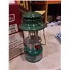 Image 6 : COLEMAN MODEL 321B LANTERN IN BOX