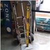 Image 4 : Grey 2 wheel dolly and level