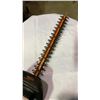 Image 4 : Black and decker hedge trimmer and loppers