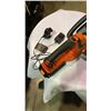 Image 5 : Black and decker hedge trimmer and loppers