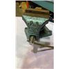 Image 3 : 2 BENCH VICES