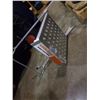 Image 2 : LITTLE GIANT ALUMINUM WORK PLATFORM